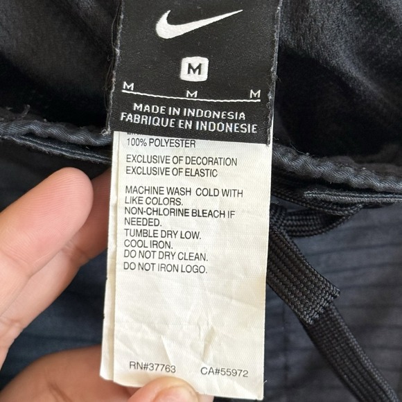 Nike Brief Lined Swim Black Gray Swoosh Drawstring Board Shorts Men's Sz M #450 - Picture 9 of 10